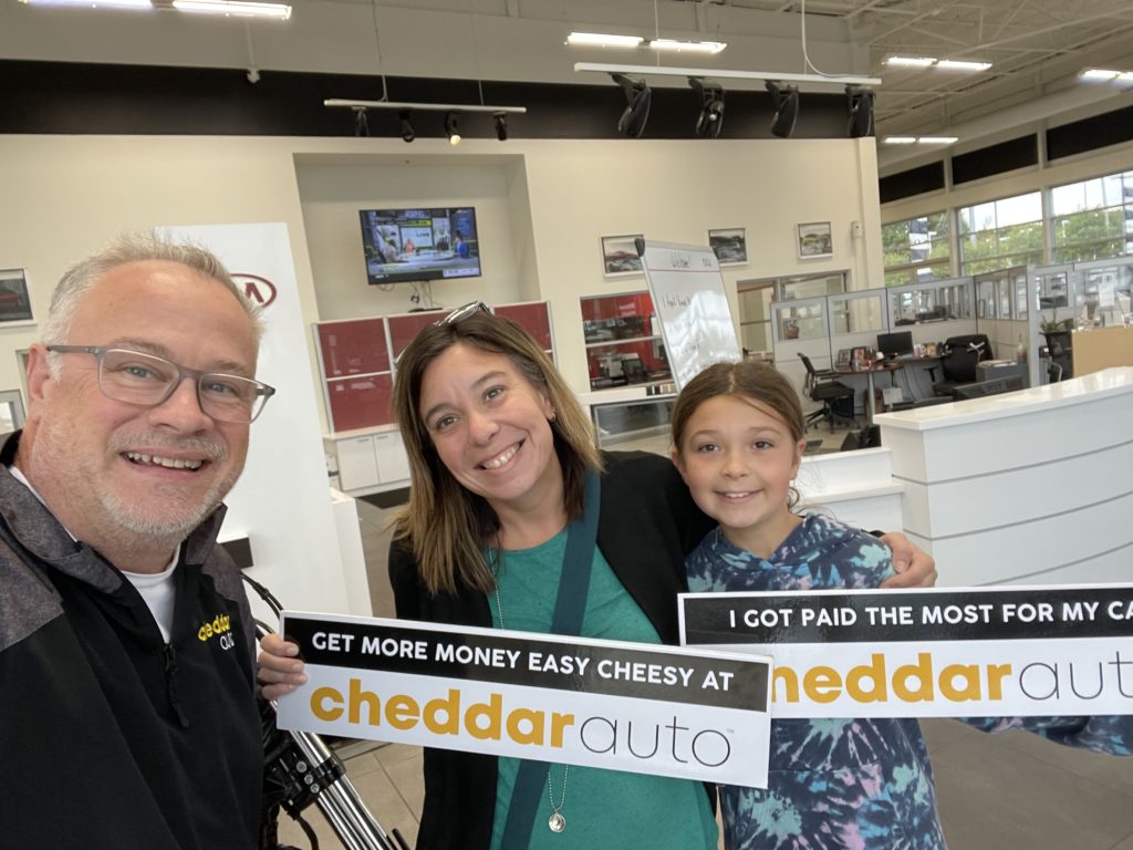 KATIE V. Sells a 2020 Ford Explorer for More Cheddar!